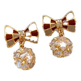 珐琅棋盘格蝴蝶结锆石耳环秋冬女2026新款爆款高级感耳钉气质耳饰