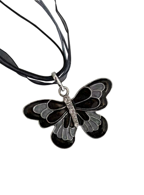 Gallery多层丝带蝴蝶吊坠项链