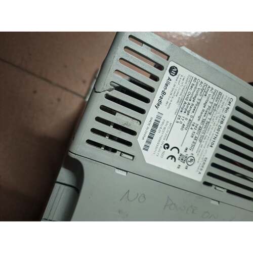 议价AB22BD017N104的外壳端子破适用