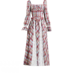 大码胖mm复古高级感方领蕾丝拼接格纹连衣裙女春显瘦格子a字长裙