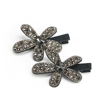 刘海满钻花朵鸭嘴夹兰壹壹时尚