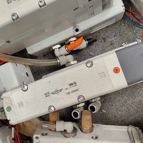 下单前咨询拆机 SMC电磁阀 VQ5601-5E1-04 VQ52