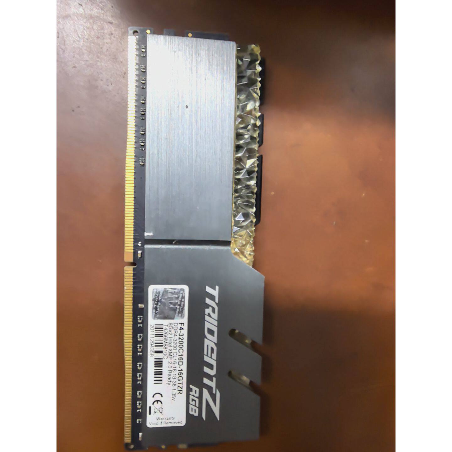 议价-芝奇TRIDENT Z RGB DDR4 3200 8G,型