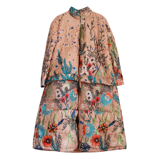 拜占庭的森林白鸭绒羽绒服女贵夫人时尚减龄套头刺绣长款过膝外套