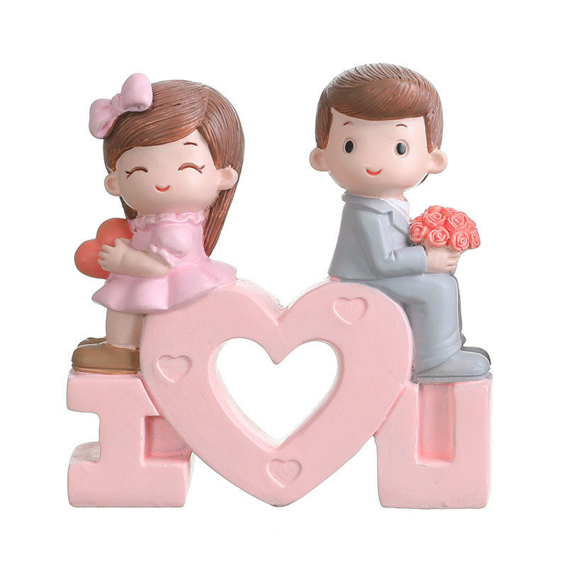 网红款love树脂新郎新娘摆件珠宝店柜台装饰摆设蛋糕烘焙道具