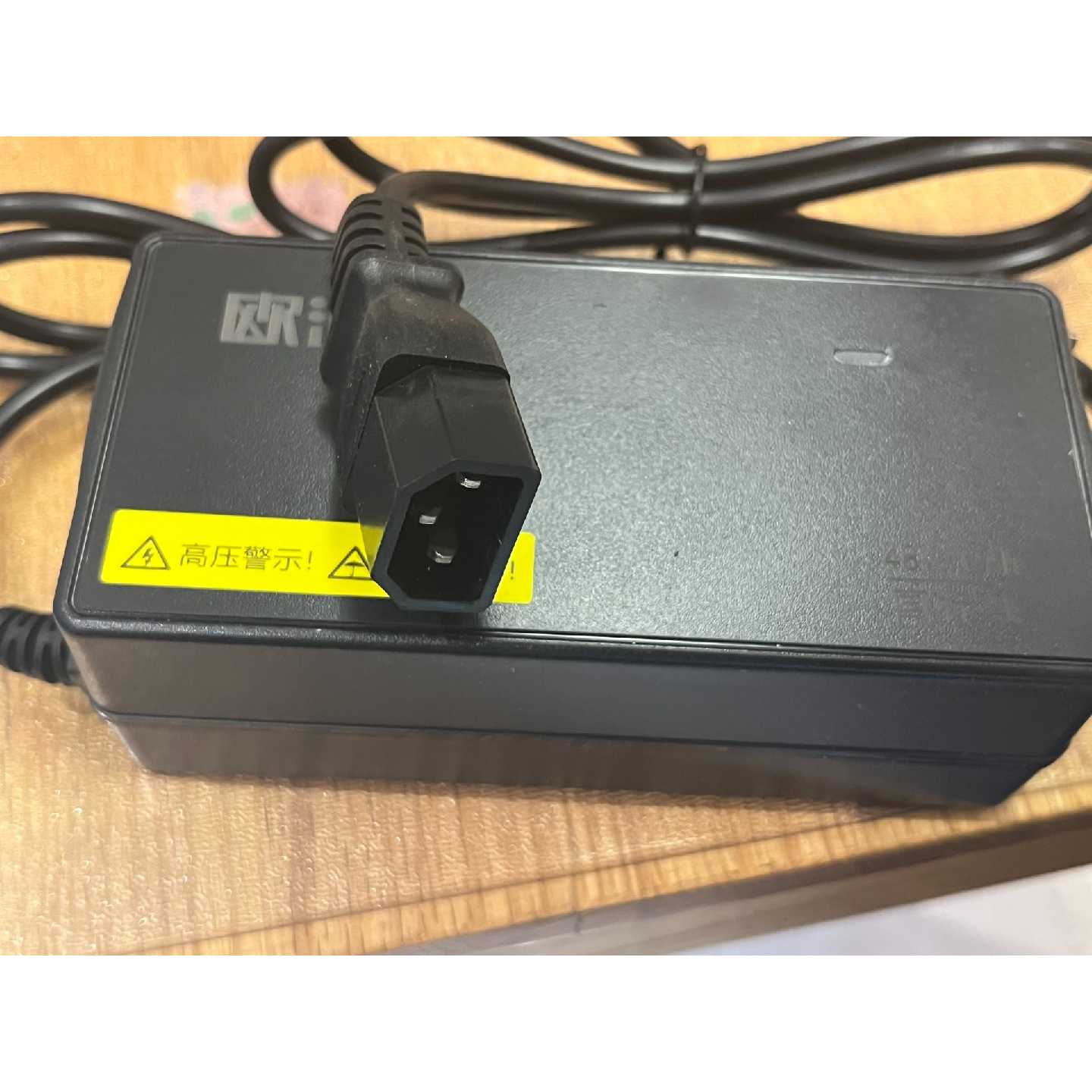 【请询价】欧派铅酸蓄电池智能充电器型号SP150灌封型48V