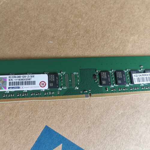 询研华8G DDR4-2400内存条，AQD-D4U8GN24