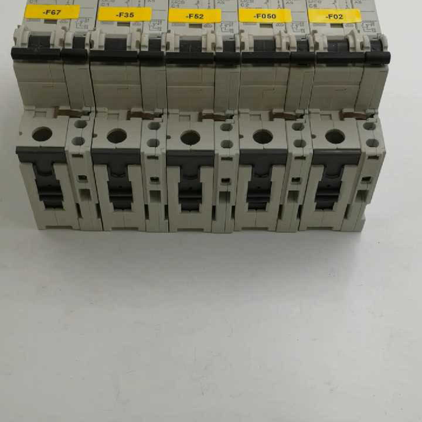 议价5SY71 MCB C1/C2/C6 1P西门子空开断路器，