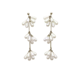 Dopamine Vault」一束葡.法式复古珍珠花朵串珠耳环小众百搭耳钉