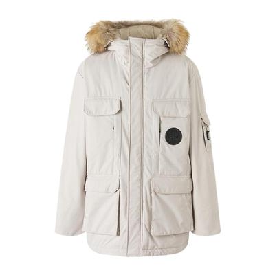 美特斯邦威圆形胶章设计羽绒服