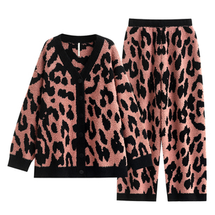 悦内半边绒睡衣女士秋冬款冬季珊瑚绒加厚保暖家居服冬装豹纹套装