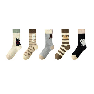 条纹袜子女款可爱卡通中筒袜秋冬季复古美拉德冬天防臭无骨棉袜