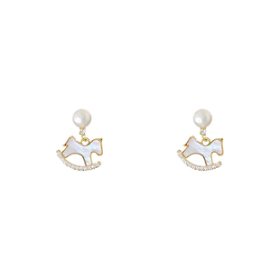 本命年贝母小马天然淡水珍珠流苏耳环女新年耳饰2026新款高级感