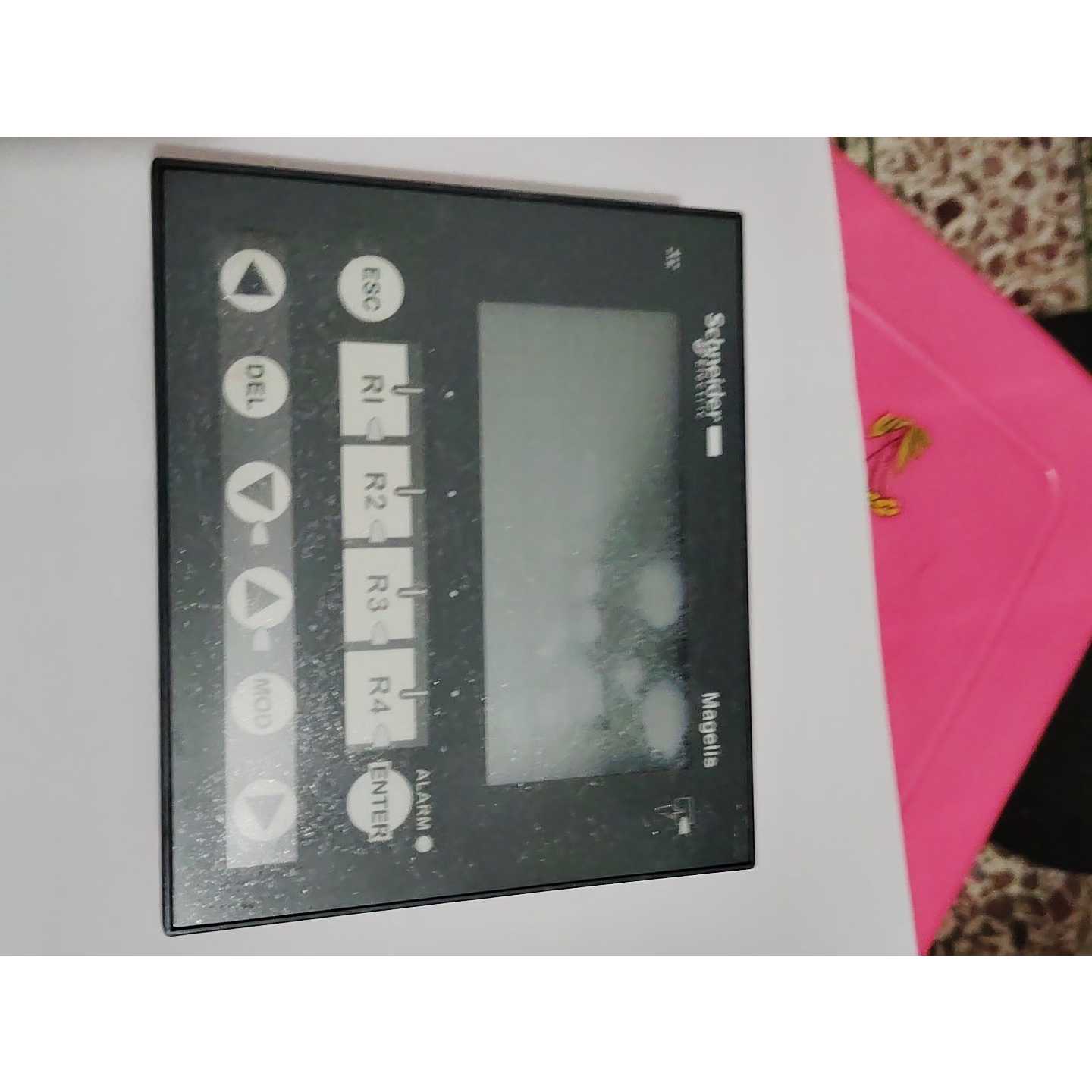 〔议价-可维修〕二手 控制面板XBT RT511 通电显示