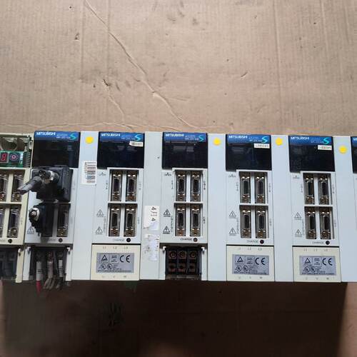 溢价-驱动器MR-J2S-40B-EE085 400W六个 1