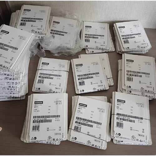 议价西门子SIMATIC S7存储卡用于S7-1x 00CPU3V4MB6ES7954-8LC04-