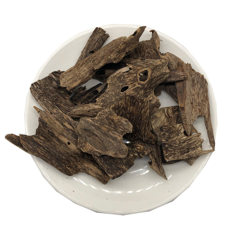 纯天然海南熏料黑油虫眼沉香木