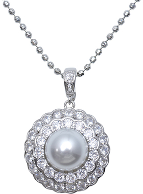 方糖家澳白色珍珠花盘满钻项链