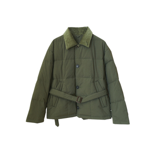 经典利落 蓬松暖绒 95白鹅绒填充灯芯绒拼接翻领腰带短款羽绒服