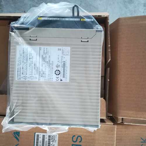 议价SGDV-2R8A01B/SGDV-1R6A01B/SGDV-R90A01B/002000全新安川伺