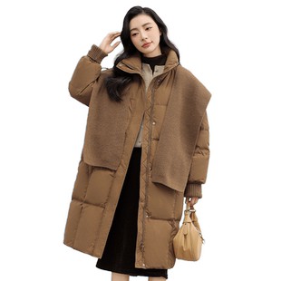 鸭鸭羽绒服女2025年秋冬反季长款针织披肩加厚立领宽松保暖外套J