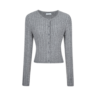 MosesQueen魔西女王红色麻花毛衣外套女秋冬外搭短款针织开衫上衣