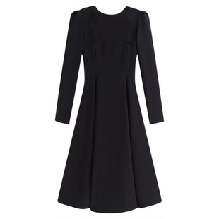 泡泡袖冬装连衣裙女早秋冬季2026新款粉色裙子修身绝美内搭小个子