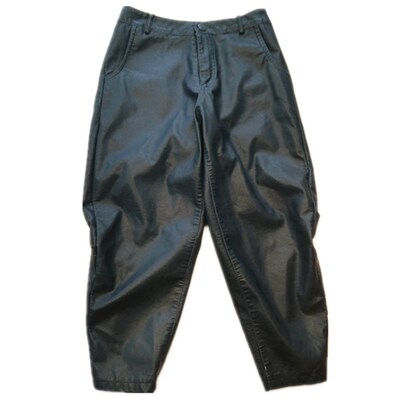 新款复古百搭风pu皮外穿九分裤