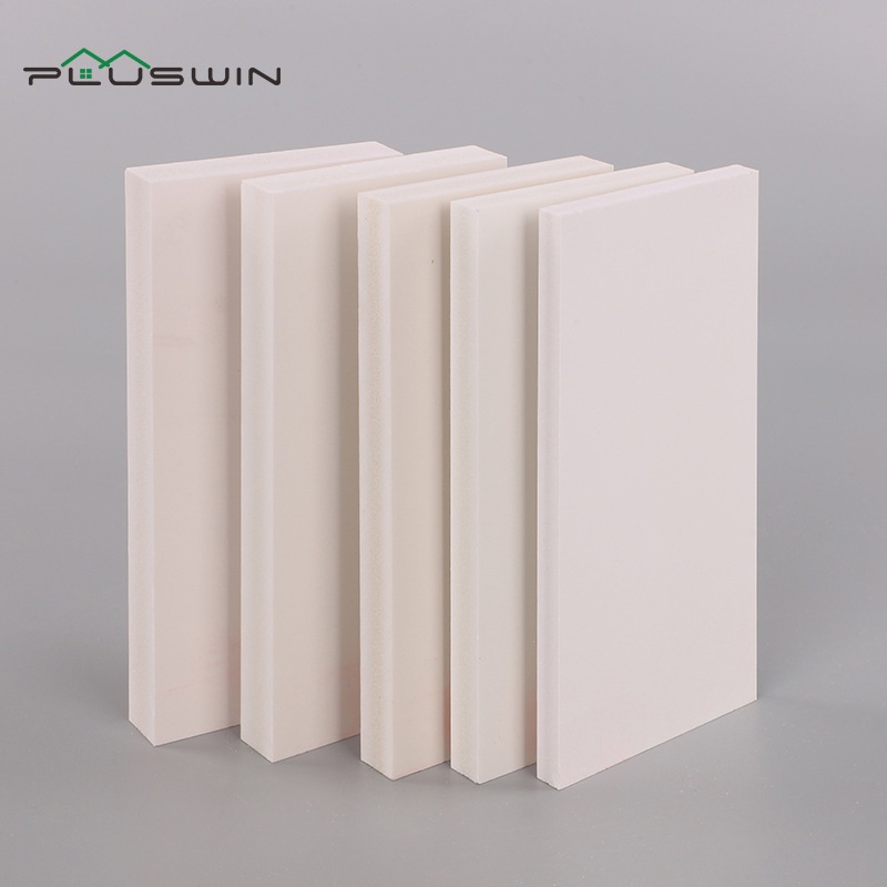 厂家直销可打孔加长尺寸18mmPVC广告雕刻微晶弗板板板雪PVC攀岩