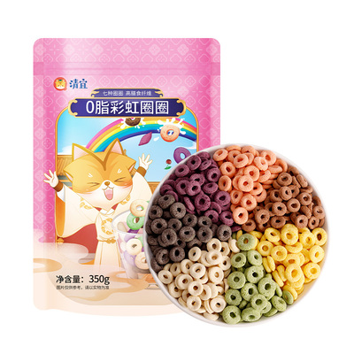 燕麦谷物圈脆低脂早餐泡牛奶的