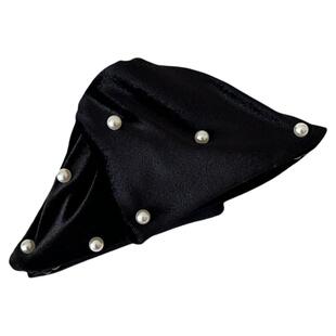 AhuaAhuaya法式复古赫本风黑色金丝绒钉珍珠三角型抓夹气质鲨鱼夹