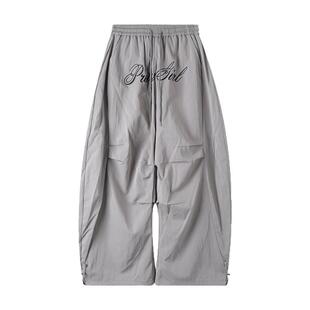 2025春夏式字母刺绣褶皱高腰宽松伞兵工装裤女设计感阔腿弯刀裤