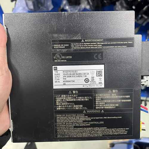 溢价-伺服驱动器 RYH201F6-VV2-ZC1，400W功