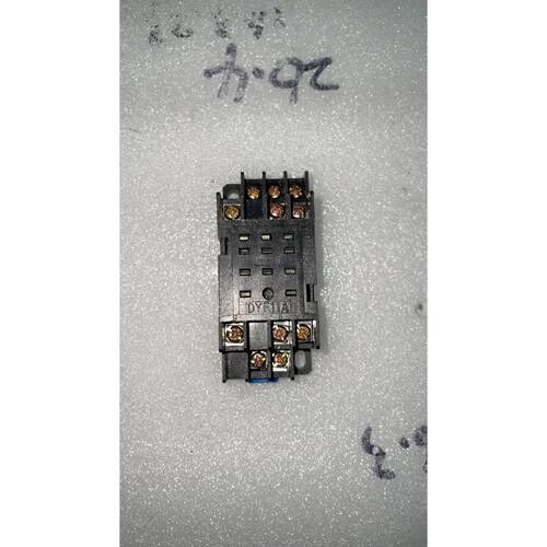 询价下单PYF11 （DYF11A ）继电器底座，黑色塑料，11脚，