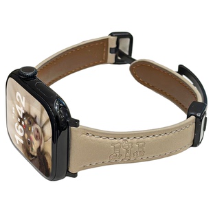适用华为fit5/3/4pro腊肠小狗真皮表带小米9/10pro红米watch65折叠磁吸小蛮腰applewatchS11复古美拉德女秋冬