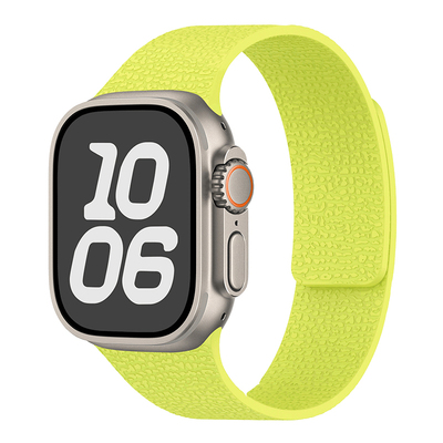 适用苹果iwatch12手表硅胶表带