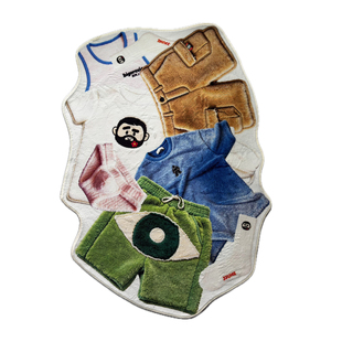 JJUNE原创小众地毯ins卧室床边毯仿羊绒坐垫防滑垫堆积的衣服