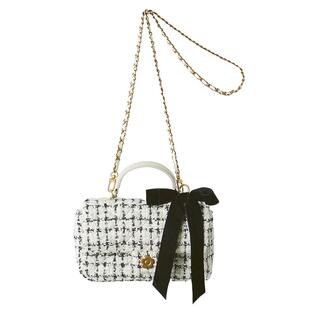 LILY BROWN2025秋冬新品MARY QUANT毛绒链条斜挎单肩包LWGB255303