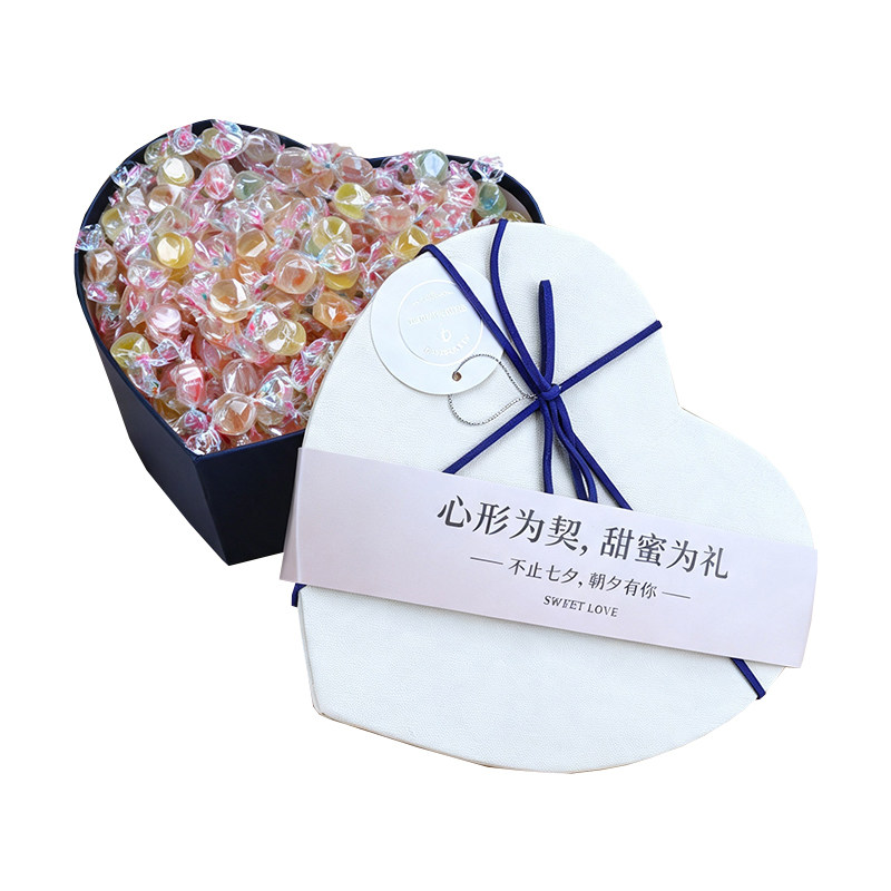 七夕情人节礼物高颜值糖果礼盒装休闲零食送男女朋友生日节日礼品