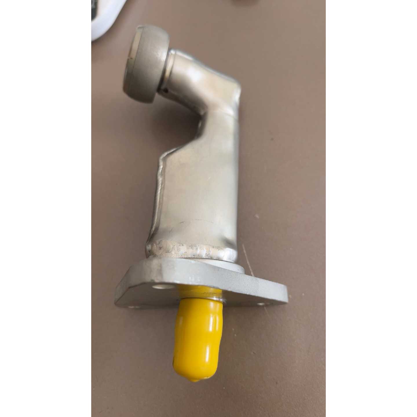 飞机喷火嘴，型号见图，成色都在其它元器件