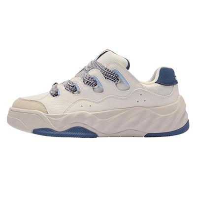 鸿星尔克学生经典舒适男款小白鞋