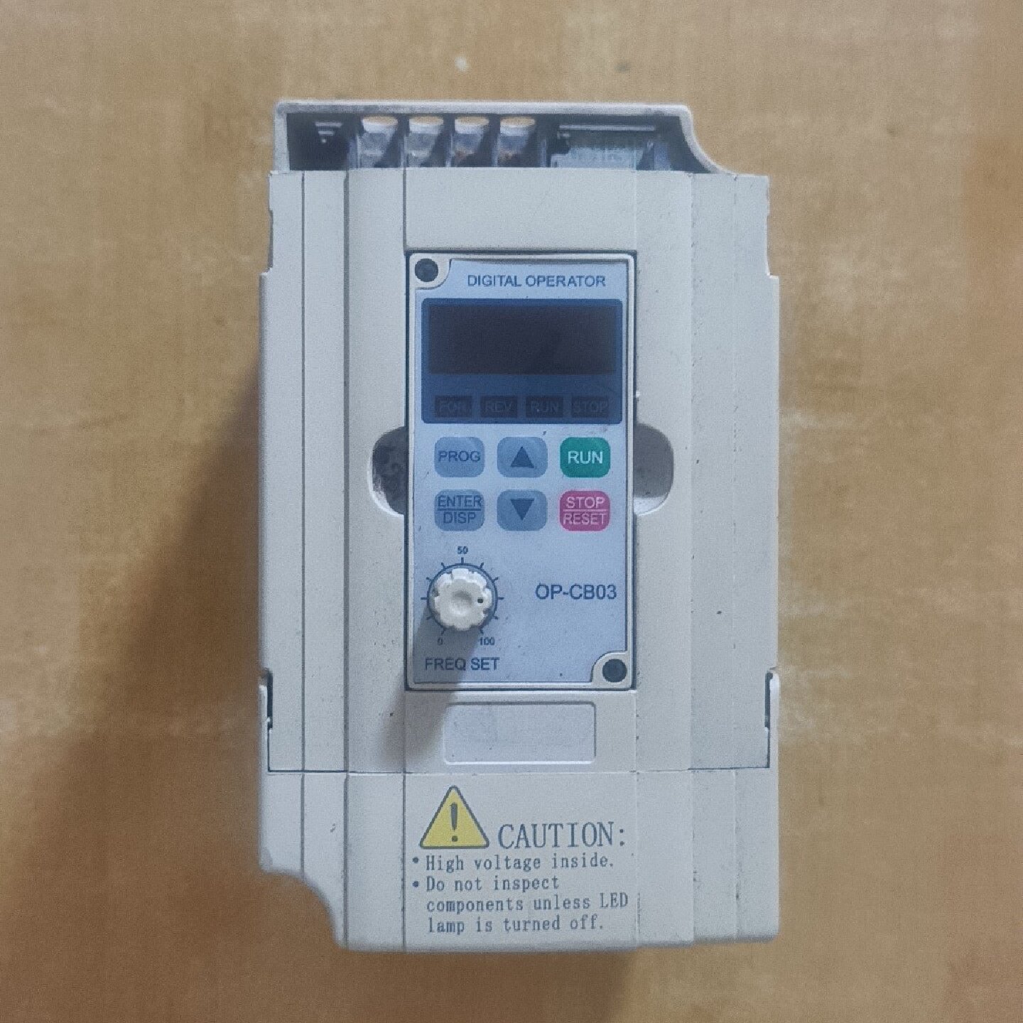 议价-海利普变频器HLPC0D7523B,0.75KW,三相230