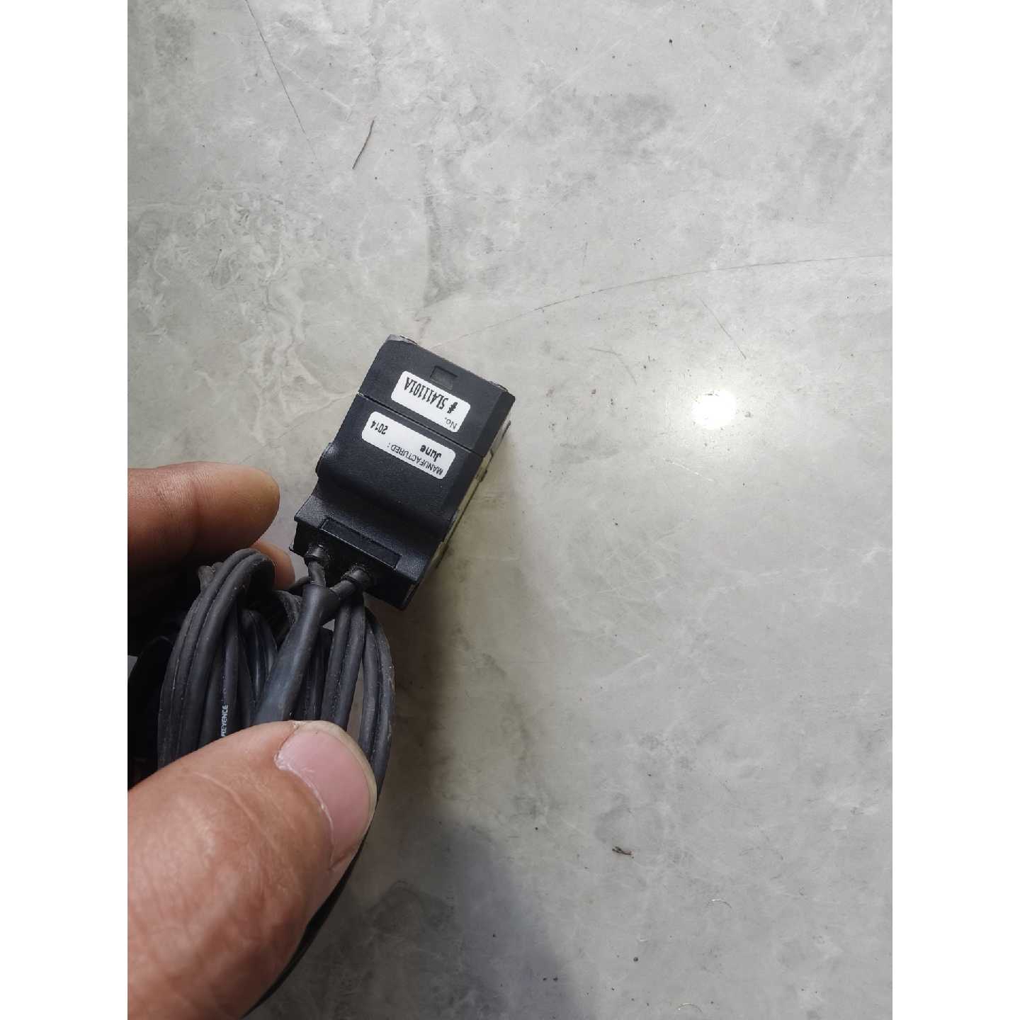 议价基恩士激光位移传感器GV-H130