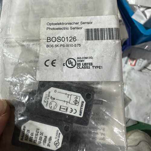 全新原装BOS0126巴鲁夫对射光电传感器BOS 5K-PS