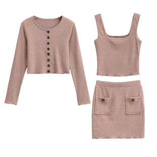 YoungGirlDay纯欲风性感吊带背心单排扣开衫高腰包臀短裙针织套装