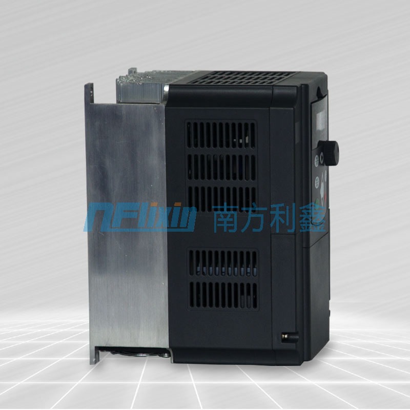 南方利鑫 风机专用变频器11kw 380v抽风机油烟机变频调速控制器