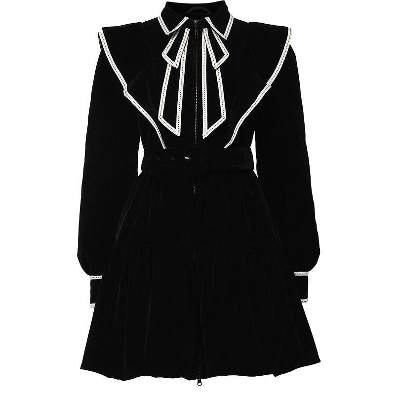2026冬季新款女装宫廷复古俏皮甜美哑光绒面保暖大摆短款羽绒服