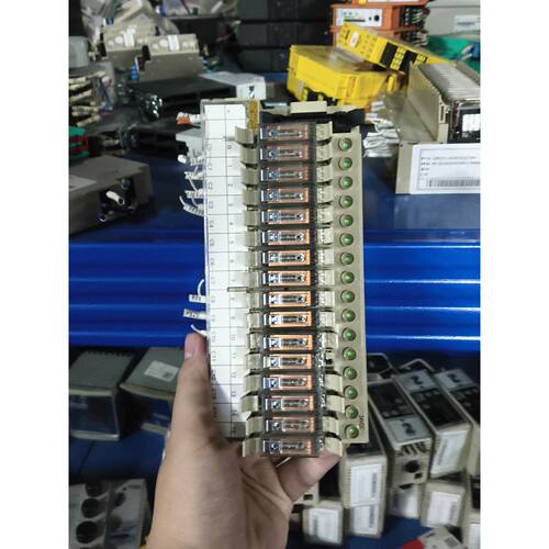 继电器模组 G7TC-OC16，配套G7T-1112S议价
