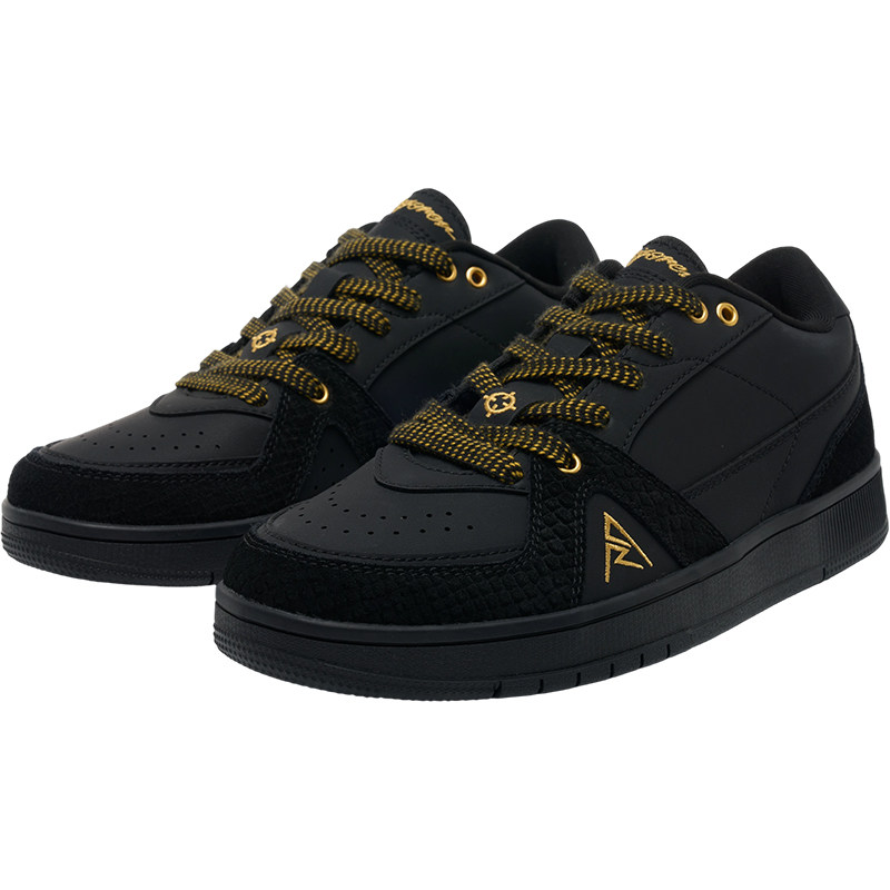 黑金限定配色新品板鞋