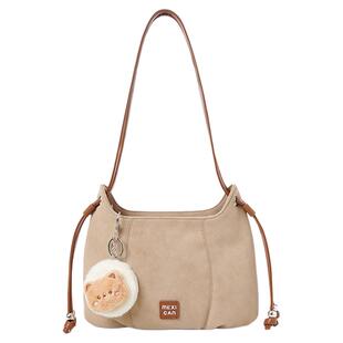 稻草人包包女春夏新款通勤潮流简约时尚斜挎包可爱清新单肩斜挎包